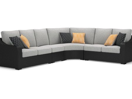 Beachcroft Black 4-Piece Outdoor Sectional Fashion